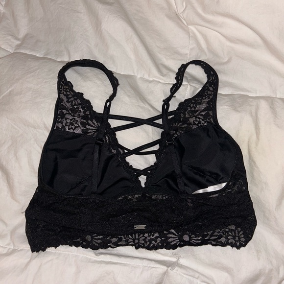 Pink VS Bralette - Picture 2 of 4